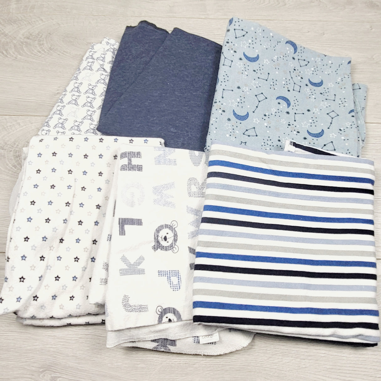 Lot of flannel receiving blankets