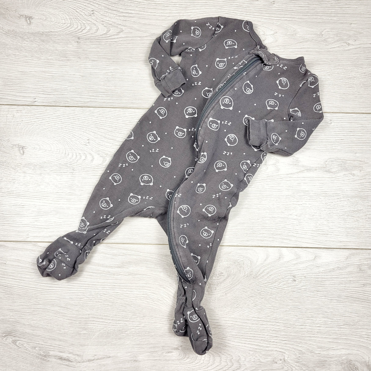 Joe grey zippered sleeper with bears. Newborn size