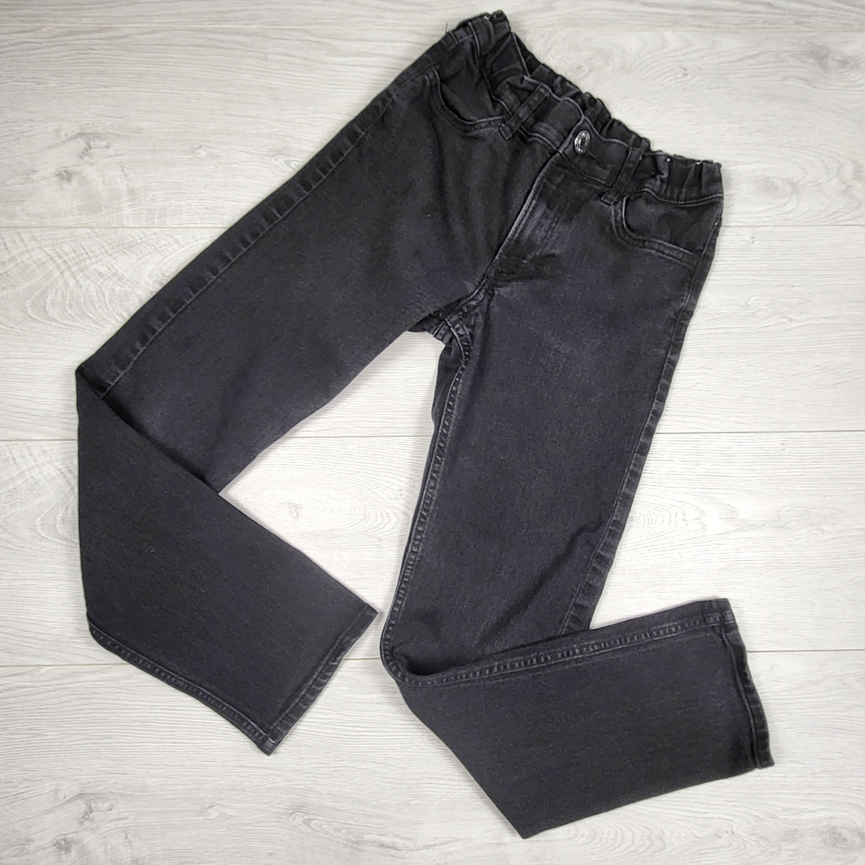 H and M black slim fit jeans. Size 10/12