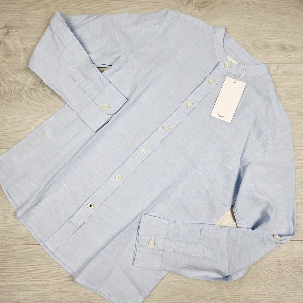 NEW - MNG (Mango) blue linen blend button down shirt. Size 10