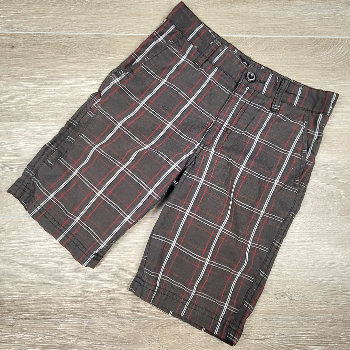 West 49 dark grey plaid shorts. Size 7/8