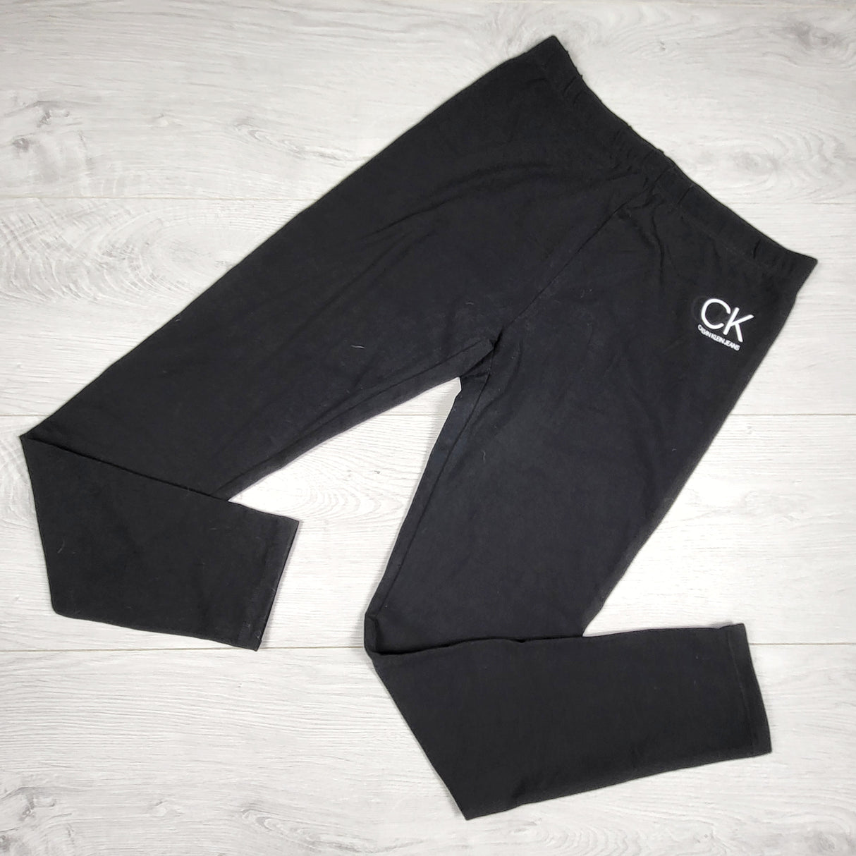 Old Navy black cotton leggings. Size 10/12