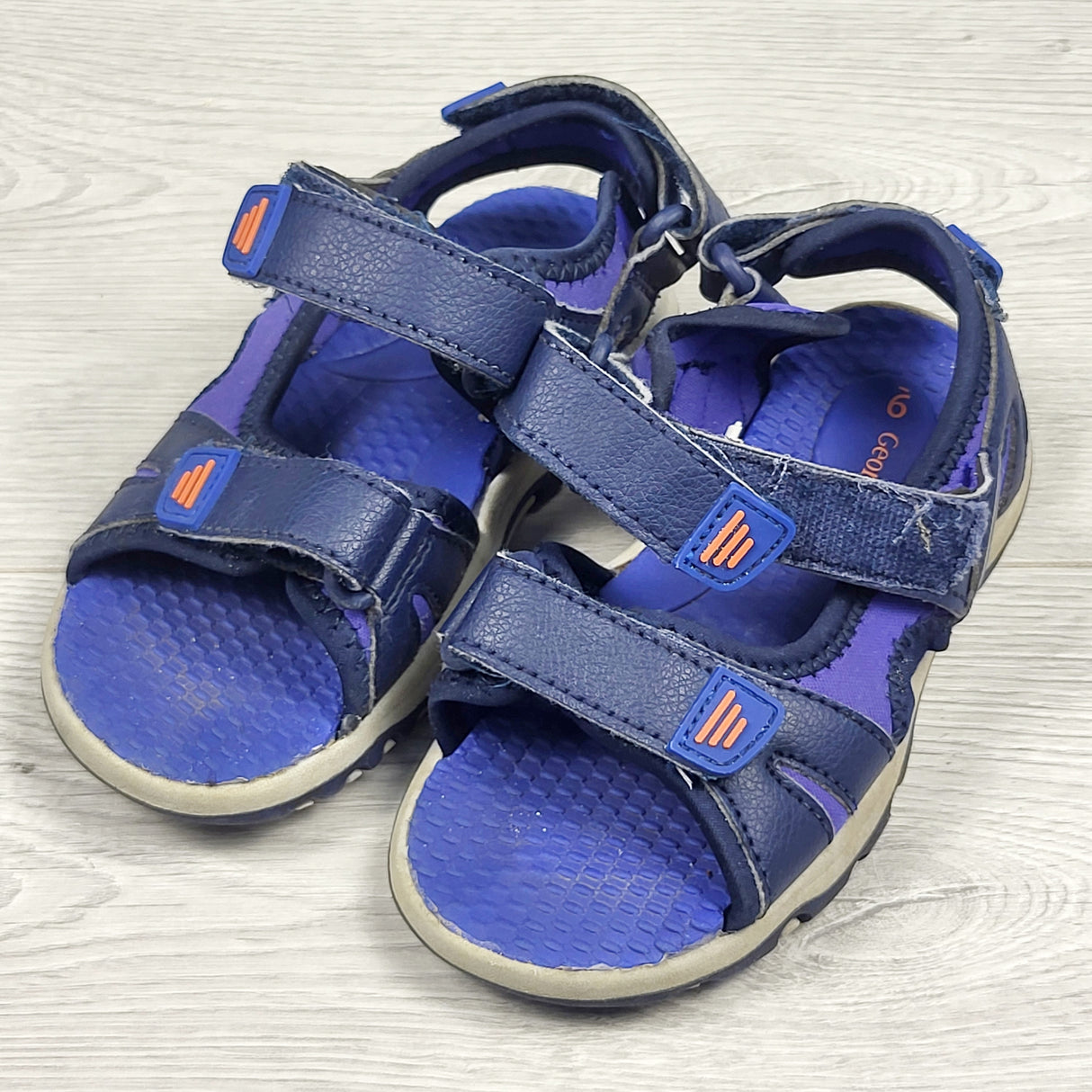 George blue sport sandals. Size 9