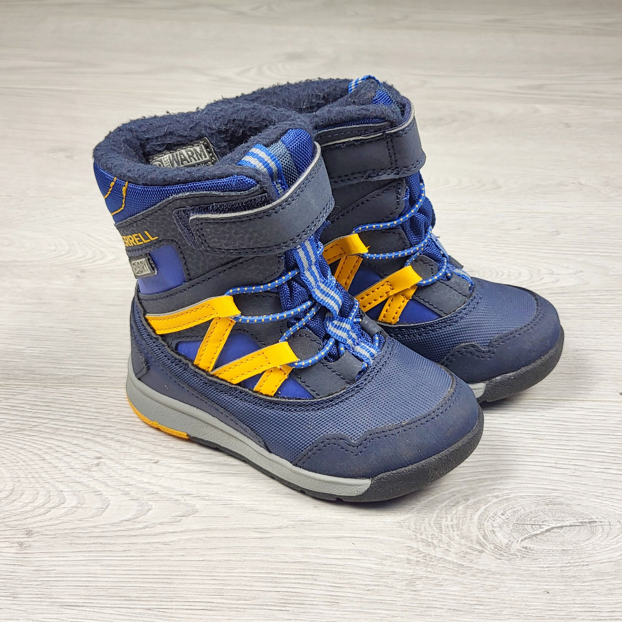 Merrell Snow Crush Waterproof Boots. Size 6