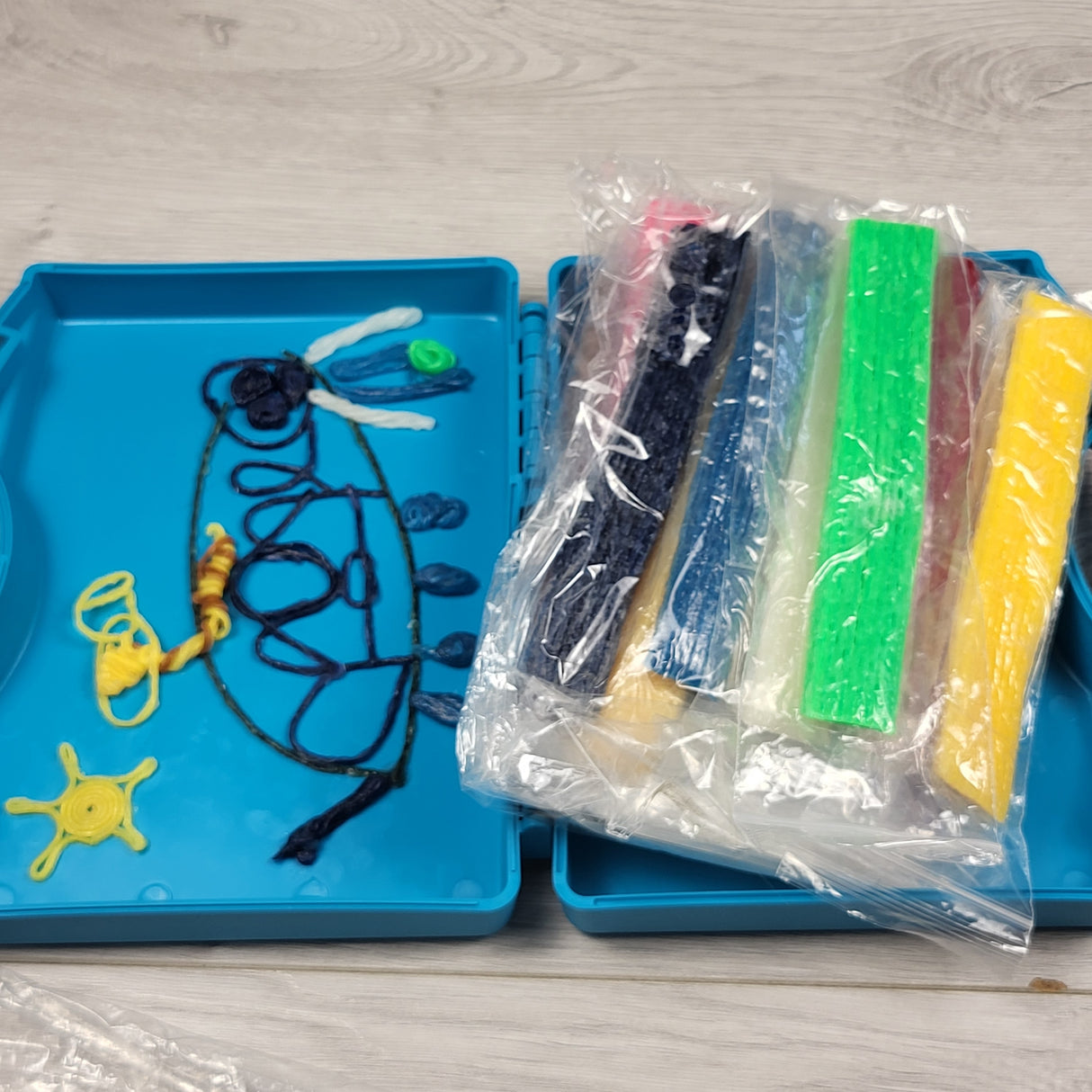 CALPALMY Doodle Stigs Craft Kit