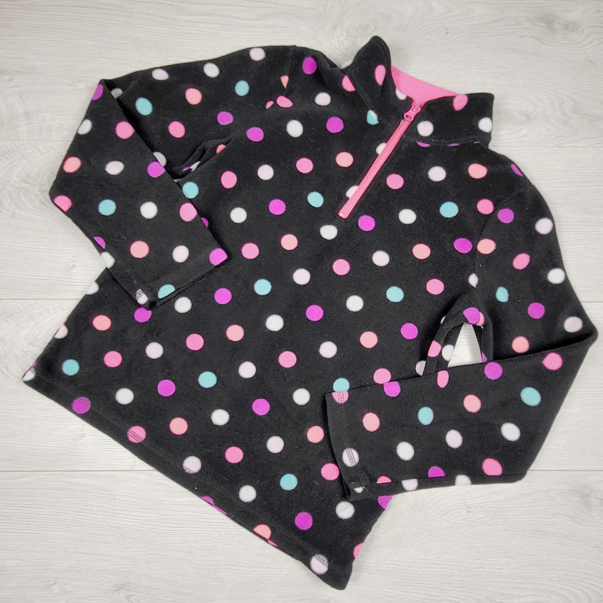 Children's Place black polka dot fleece pullover. Size 10/12