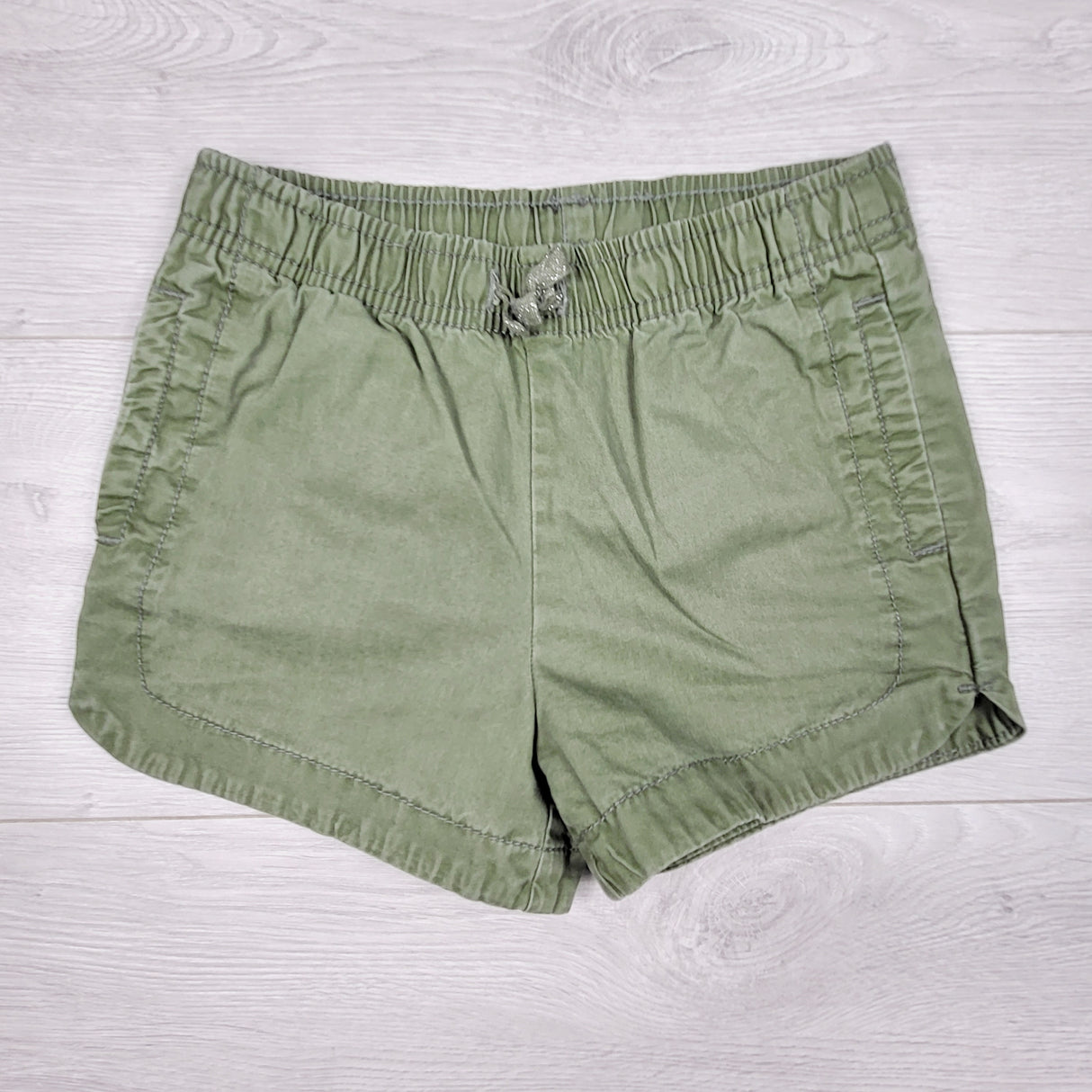 Carters green twill drawstring shorts. Size 6/6X