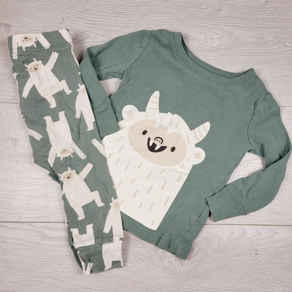 Old Navy green 2pc Yeti PJs. Size 12-18 months