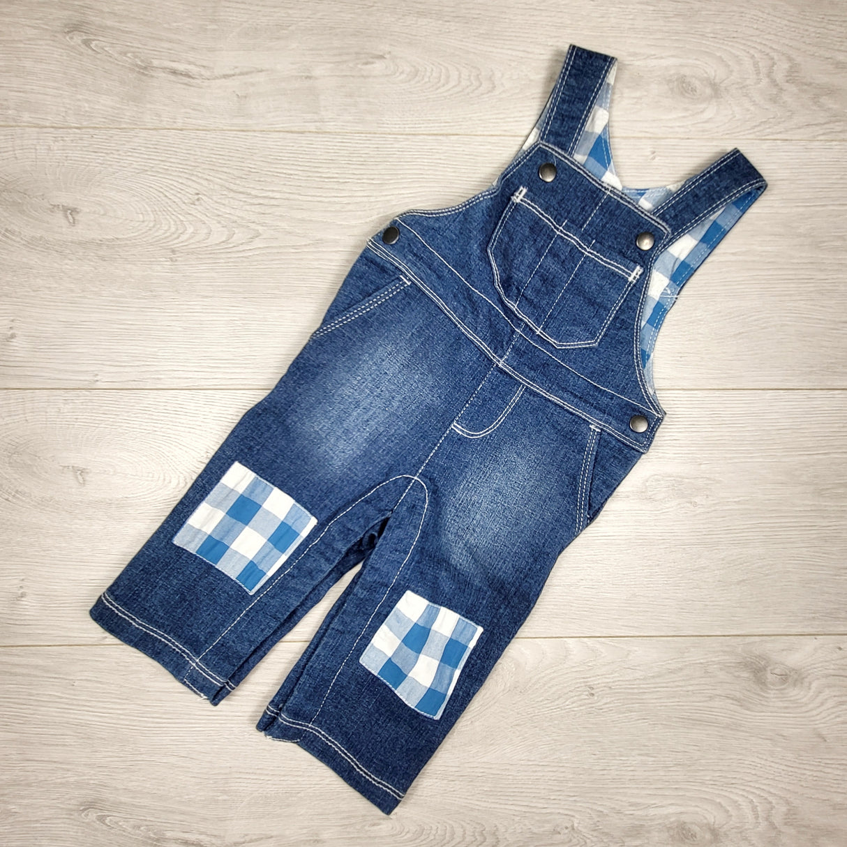 Hatley denim overalls. Size 3-6 months