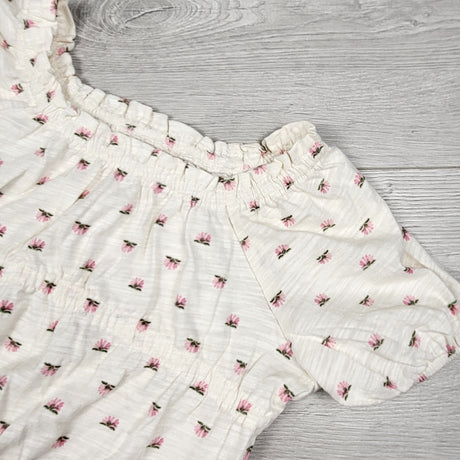 Old Navy beige floral print top. Size 5T