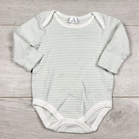 Tres Beau et Belle sage green striped bodysuit. Size 3-6 months