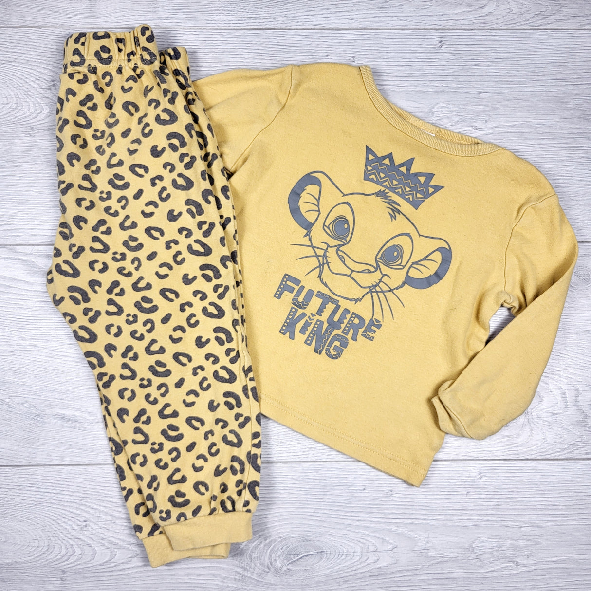 The Lion King yellow 2pc PJs. Size 2T