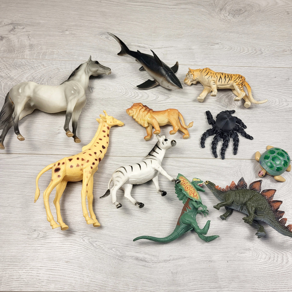 Lot of larger sized plastic animals
