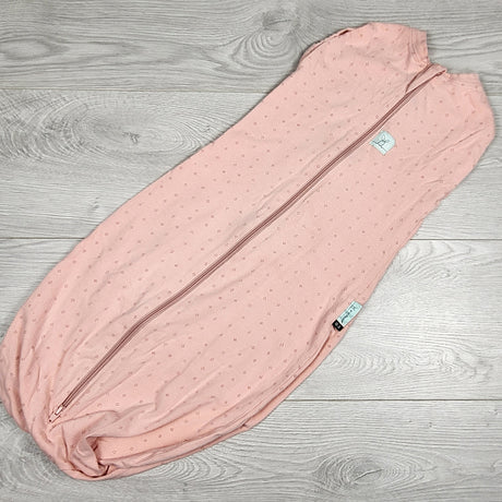 ErgoPouch pink transitional swaddle pouch. Size 6-12 months