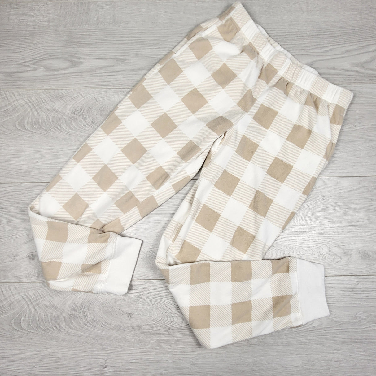 Old Navy beige checked fleece PJ / lounge pants. Size 10/12