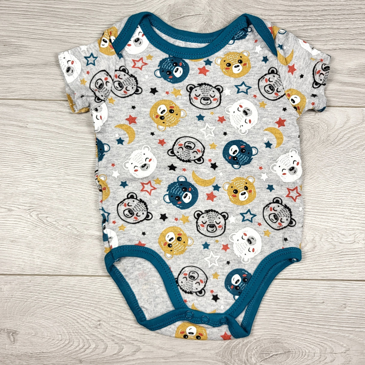 Arie Baby grey bodysuit with bears. Size 3-6 months