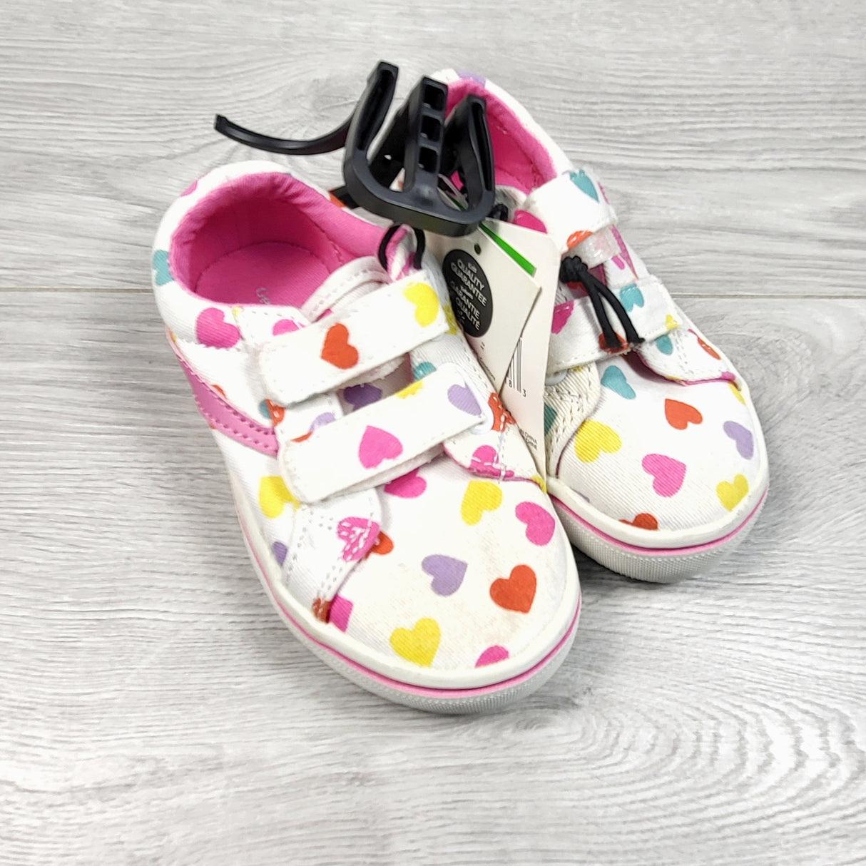 Joe white canvas shoes with hearts. Size 7 - AS IS