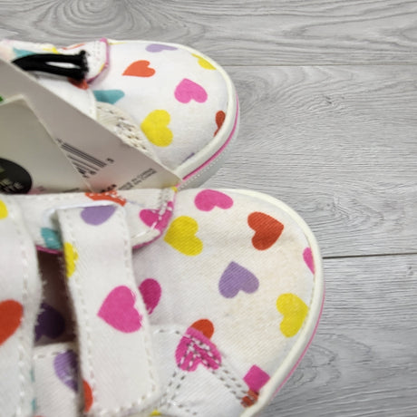 Joe white canvas shoes with hearts. Size 7 - AS IS
