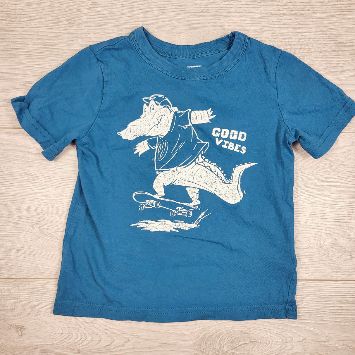 Joe teal t-shirt with crocodile. Size 3T