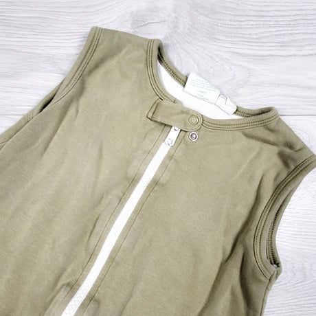 Parade Organics green organic cotton sleep sack. Size 6-12 months