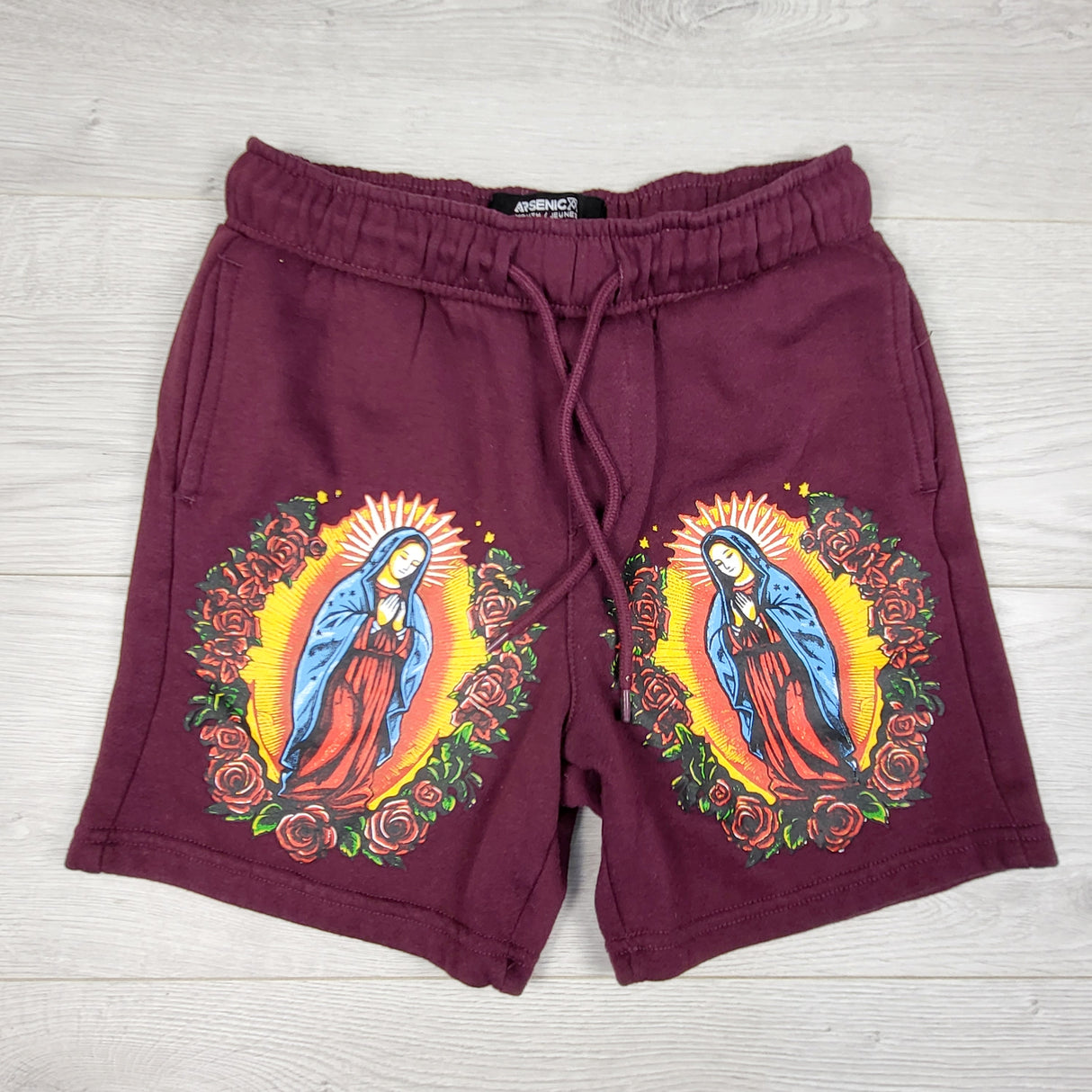 Arsenic burgundy Guadalupe drawstring shorts. Size 10/12