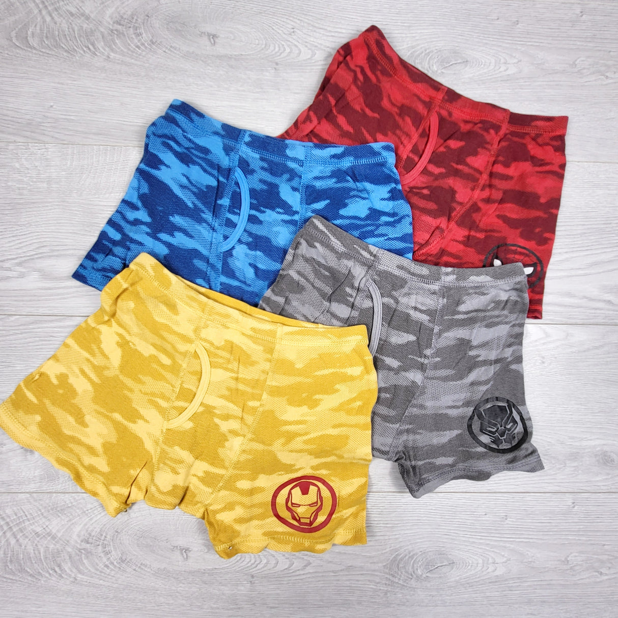 Gap x Marvel 4pc boxer brief set. Size 8