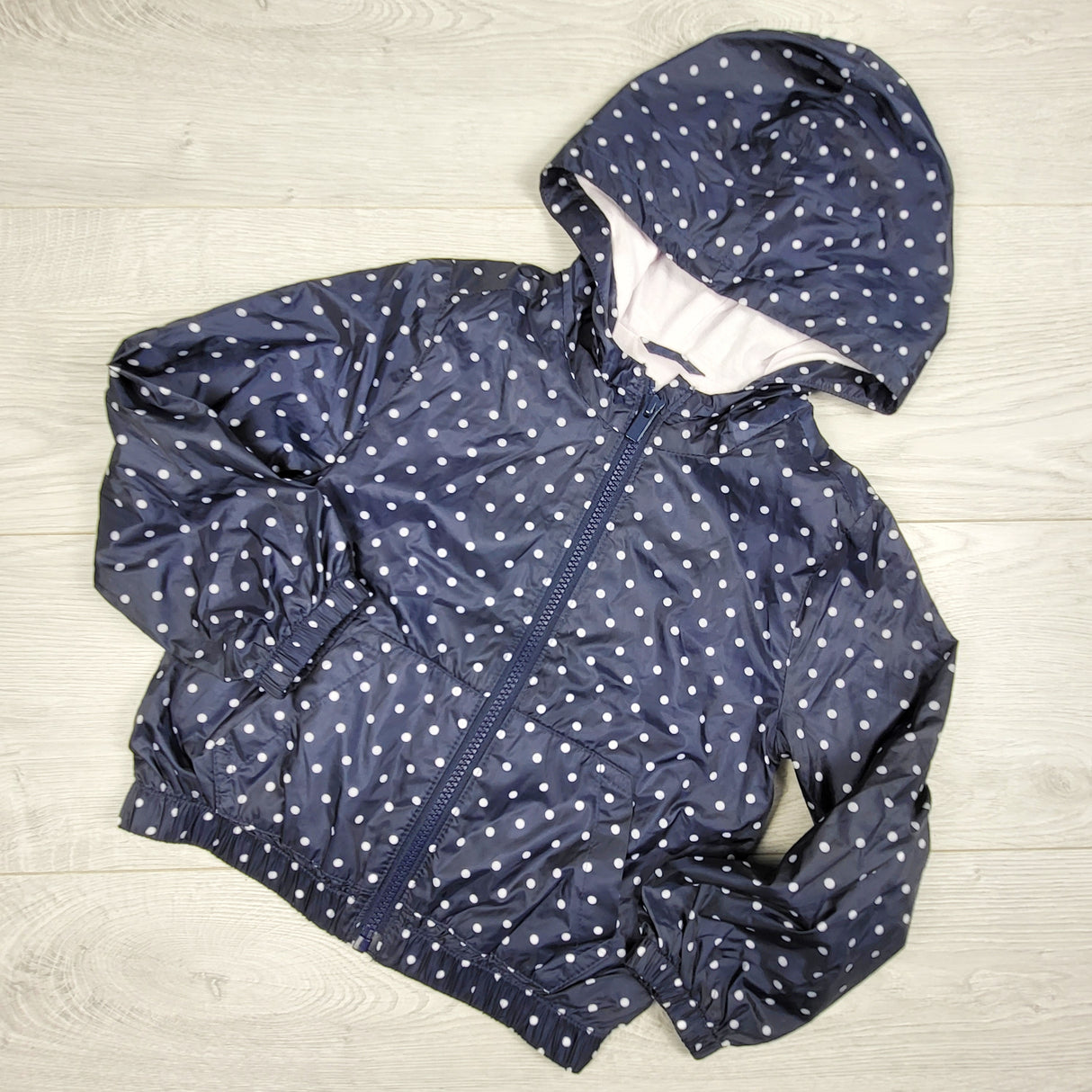 Old Navy navy polka dot jersey lined lightweight jacket. Size 4T
