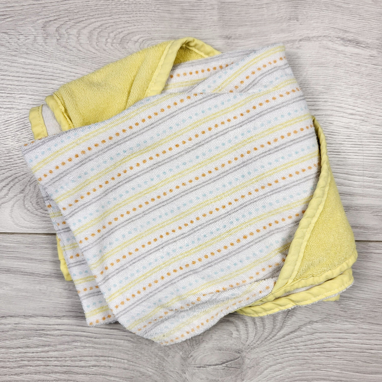 Yellow patterned hooded towel