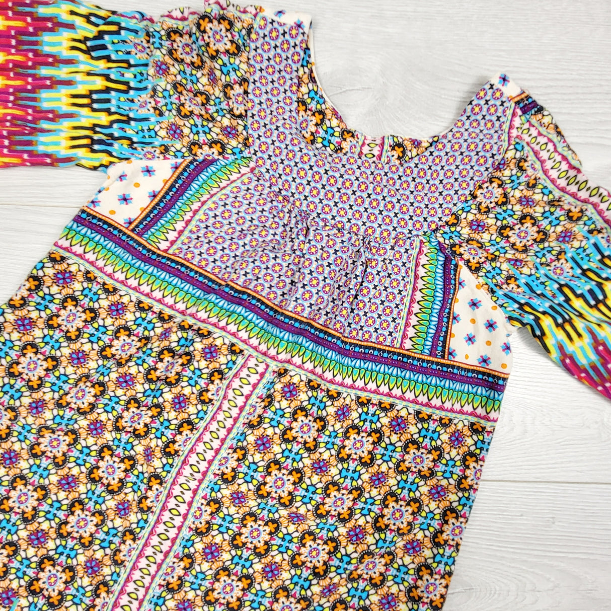 2-hip by Wrapper bright patterned rayon dress. Size tag unreadable but approx 4T