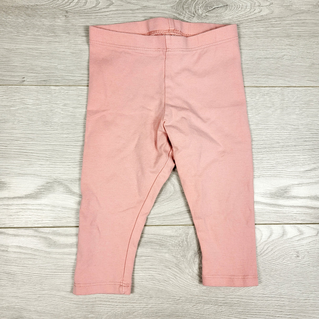 H and M pink organic cotton leggings. Size 6-9 months