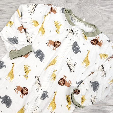 Milkberry white bamboo sleeper with jungle animals. Size 6-9 months