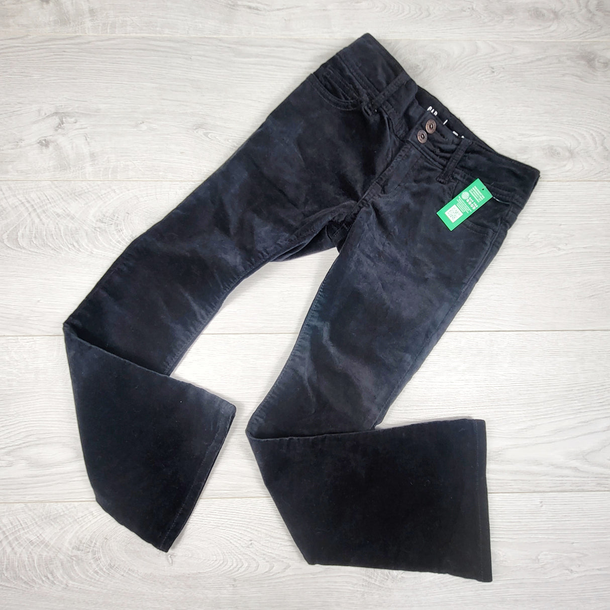 NEW - Gap black velvet boot cut pants. Size 7