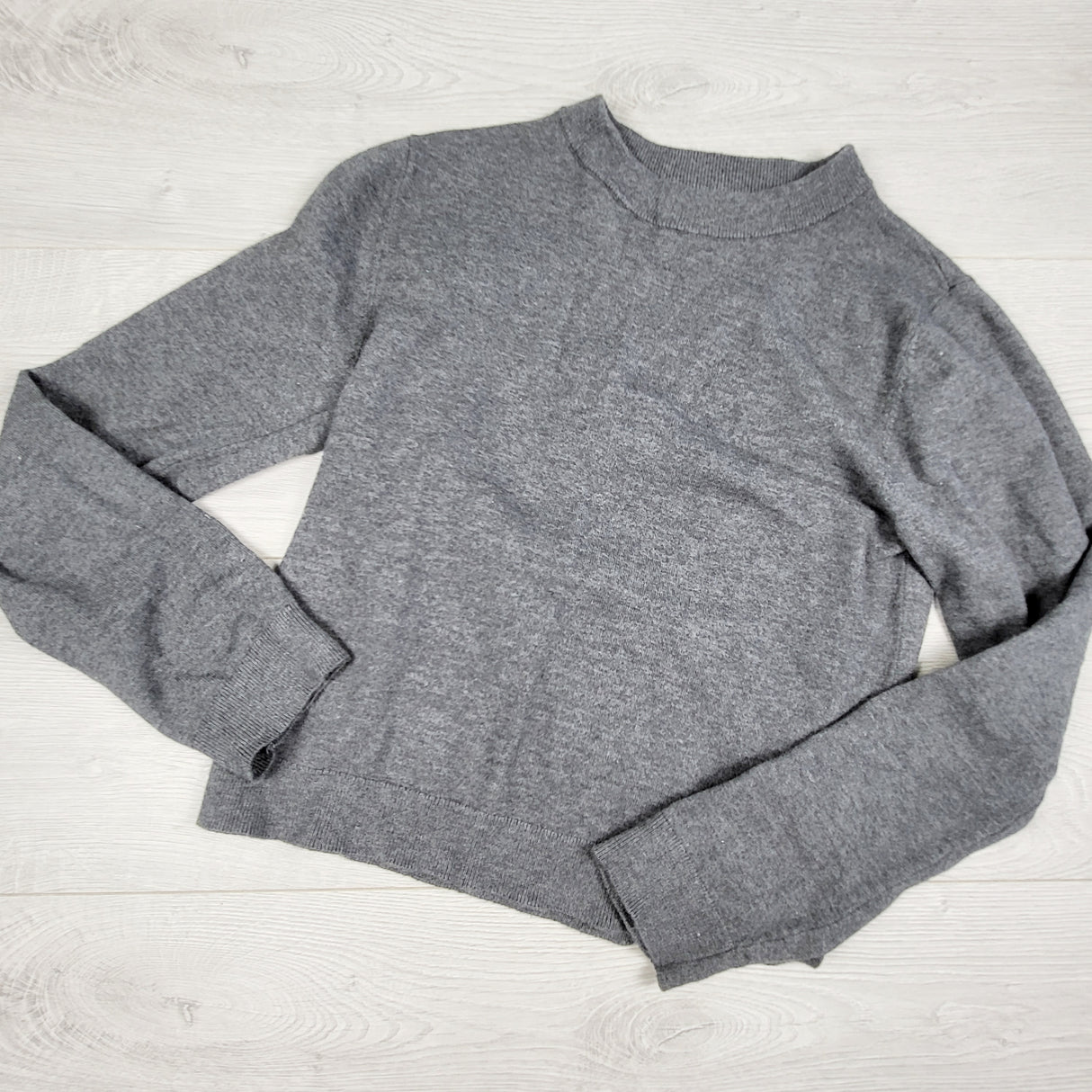 Zara grey mock neck cropped sweater. Size 13/14