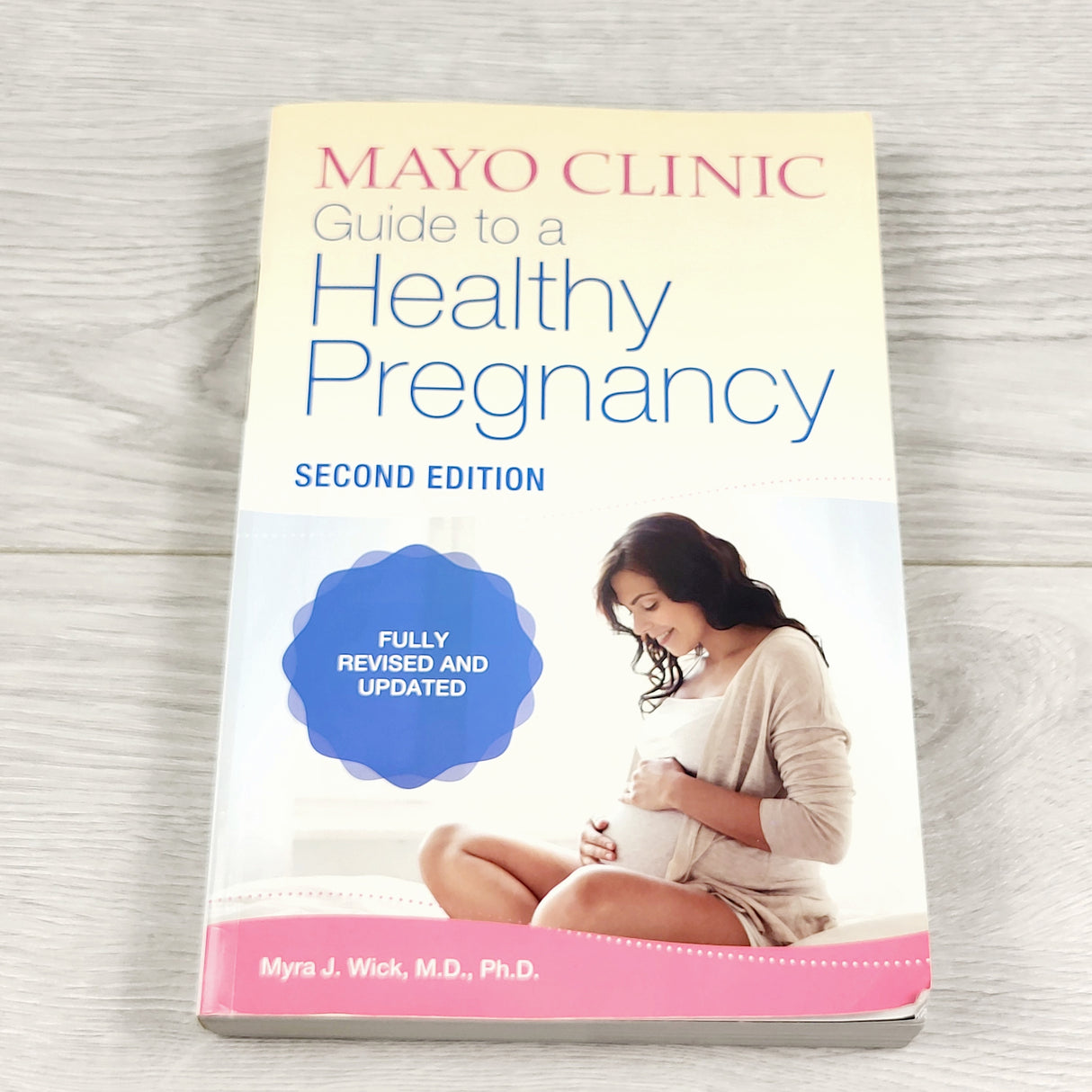 Mayo Guide to a Healthy Pregnancy. Soft cover book (sorry, no shipping)