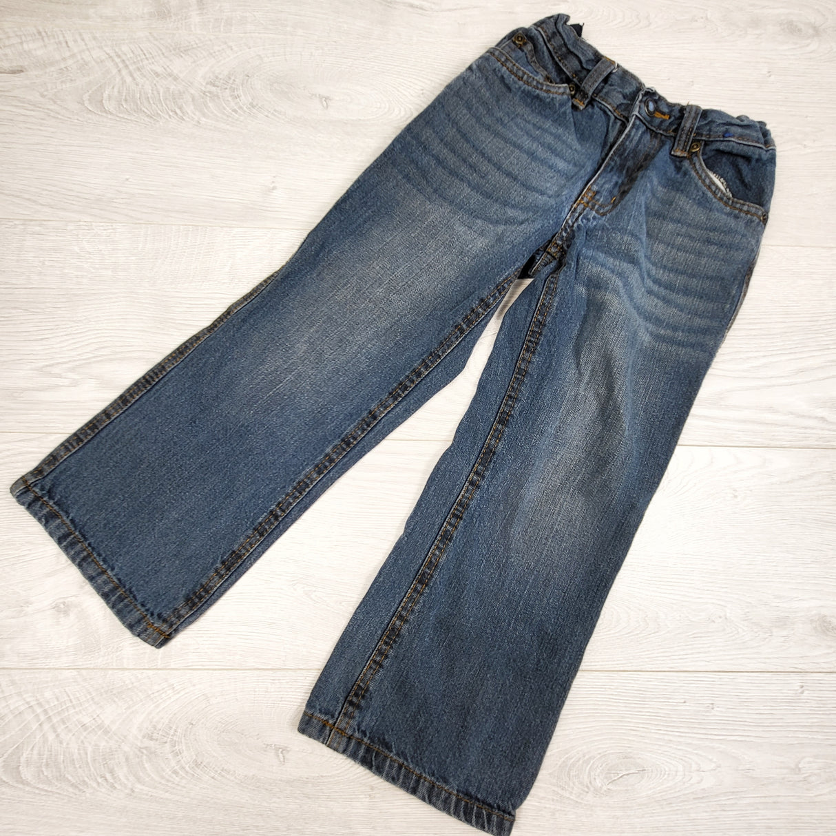 George straight leg jeans. Size 6