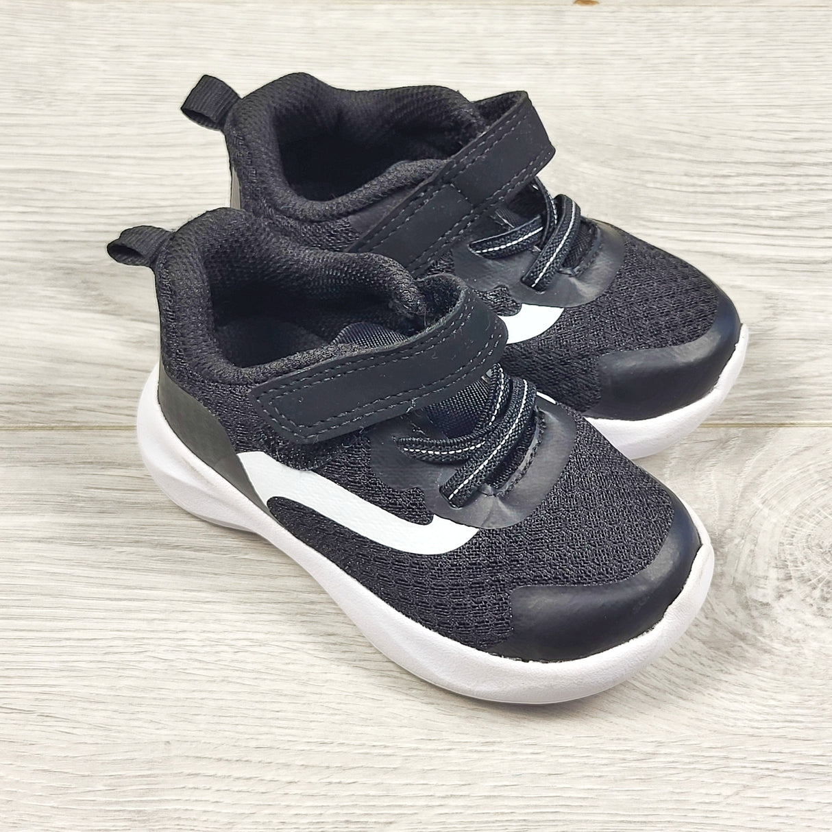 Athletic Works black running shoes. Size 5 (infant)