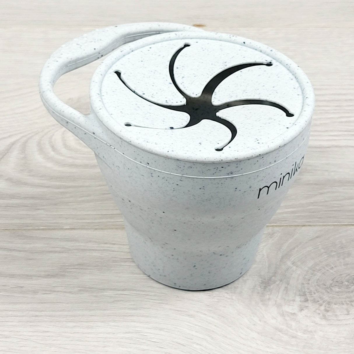 Minika grey speckled silicone snack container