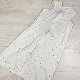Totaha white lightweight sleep sack with blue stars. Size medium (6-15 months)