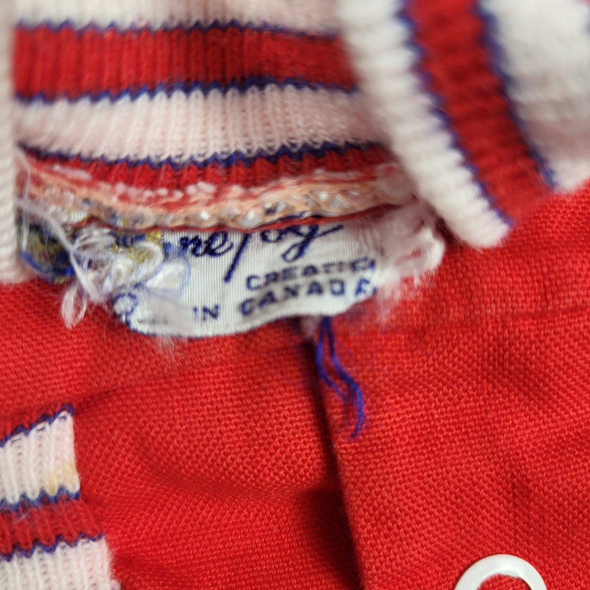 Vintage baseball themed lightweight jacket. Approx 9-12 months