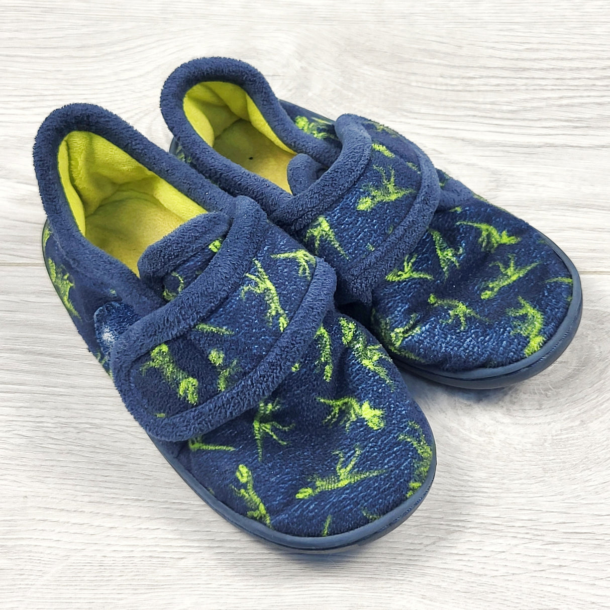 Navy dinosaurs slippers with rubber soles. Size 7/8