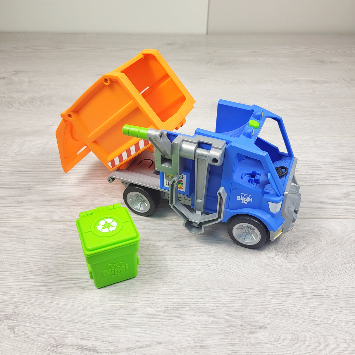 Blippi Recycling Truck