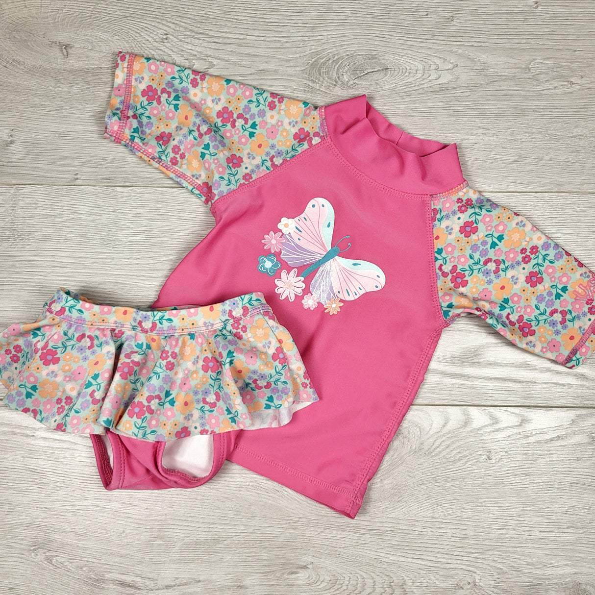 UV Skinz 2pc swim set with butterflies. Size 12-18 months