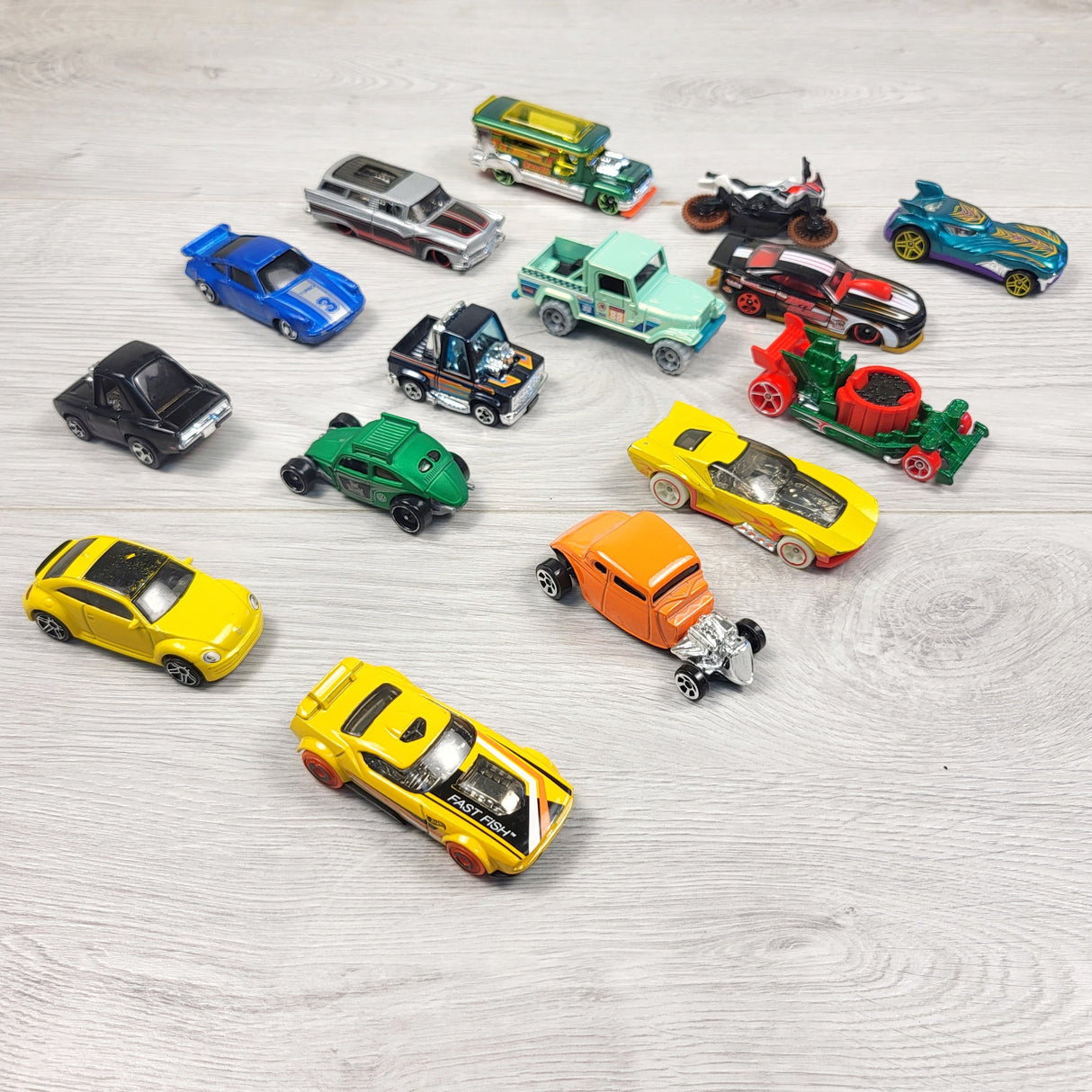 Lot of Hot Wheels cars
