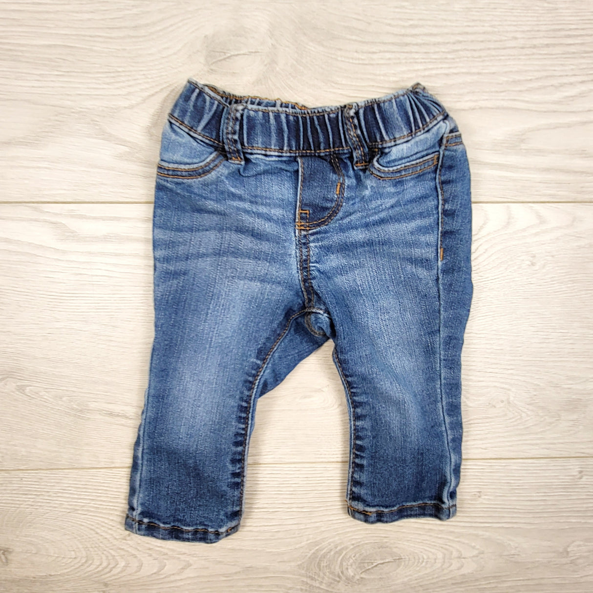 Oshkosh denim jeggings. Size 6 months
