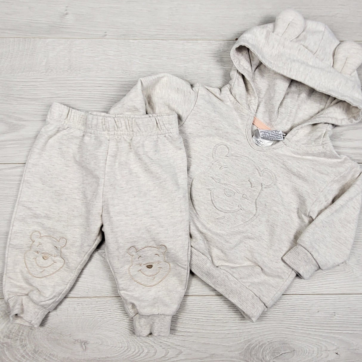 Grey Winnie the Pooh 2pc hoodie set. Size 6 months