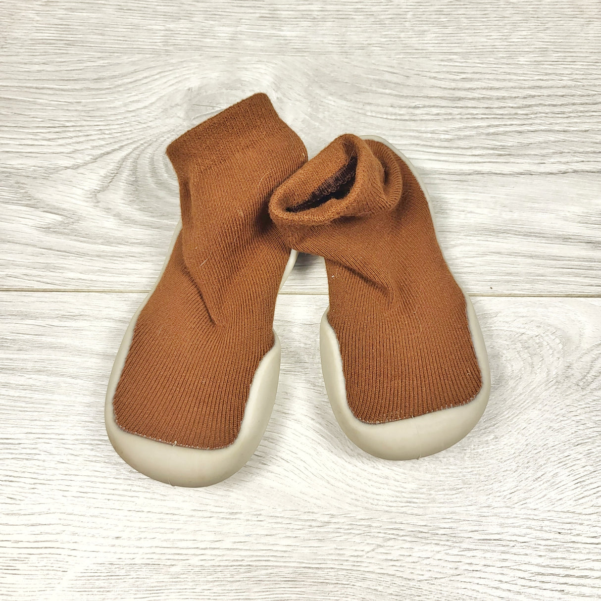 Brown sock shoes. Size 6/7 (toddler)