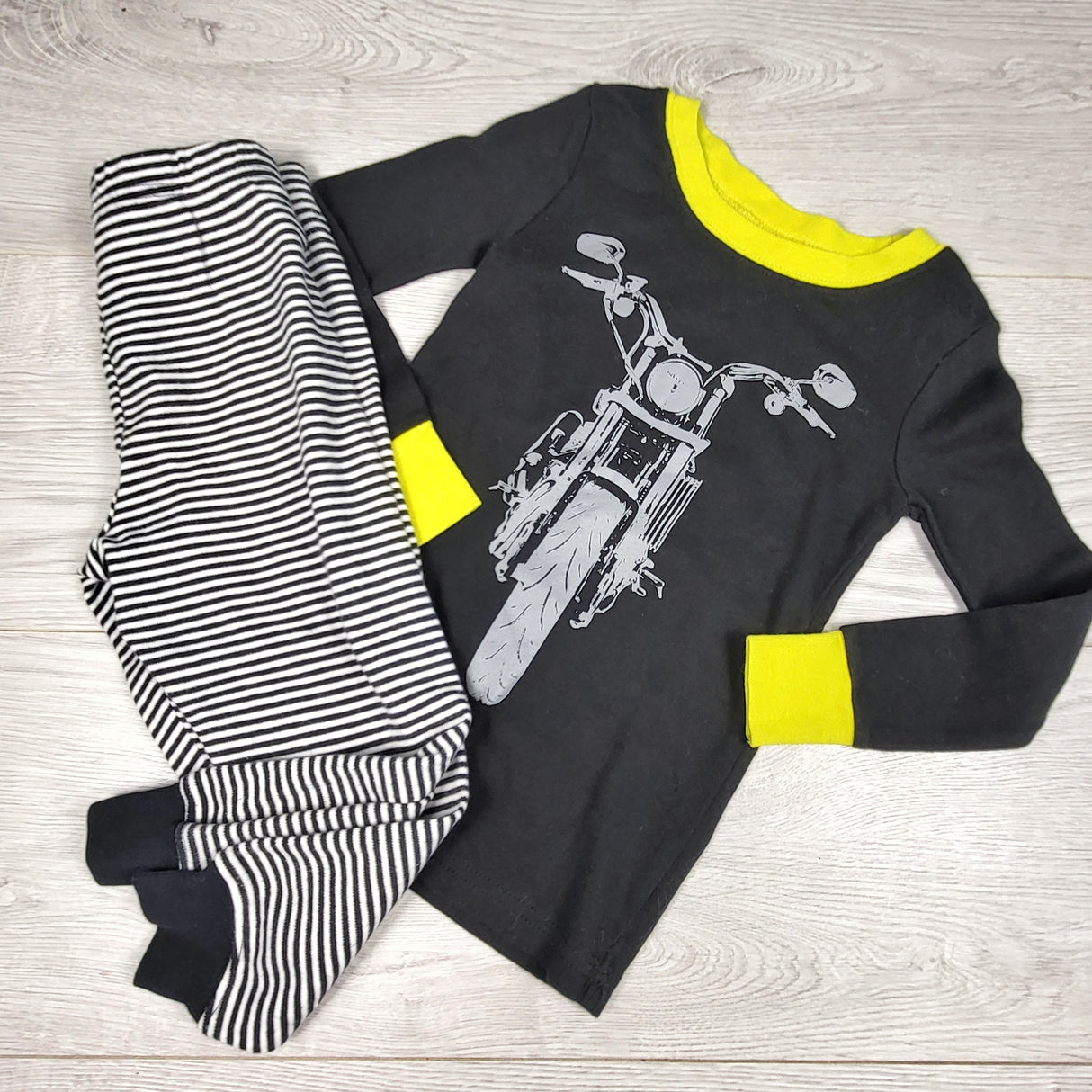 Old Nay black 2pc PJs with motorcycle. Size 4T