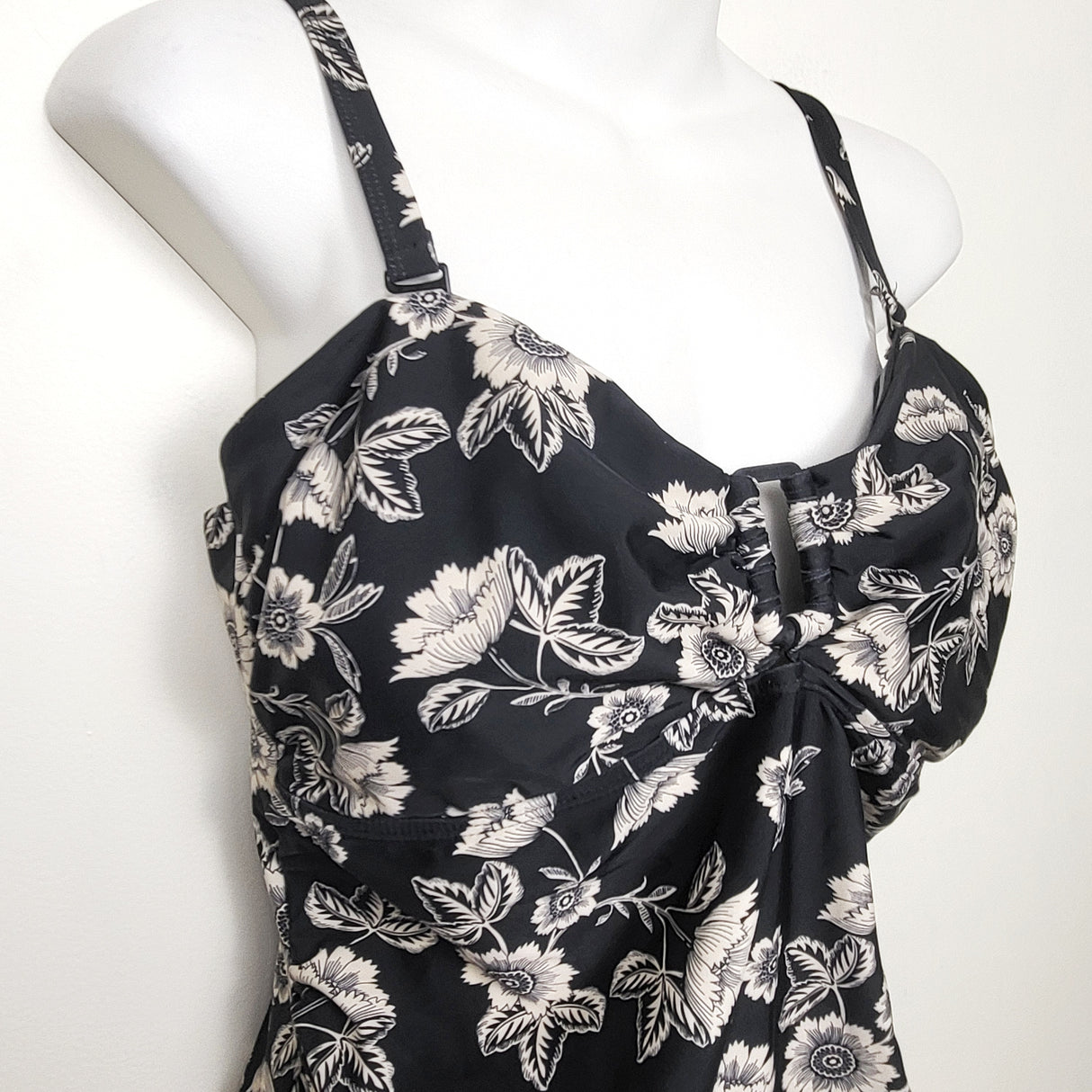 Ripe Maternity black floral print maternity one piece swimsuit. Size Large