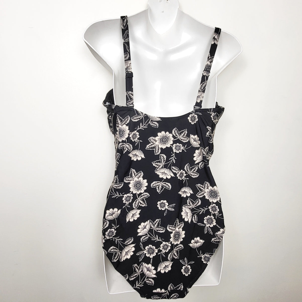 Ripe Maternity black floral print maternity one piece swimsuit. Size Large