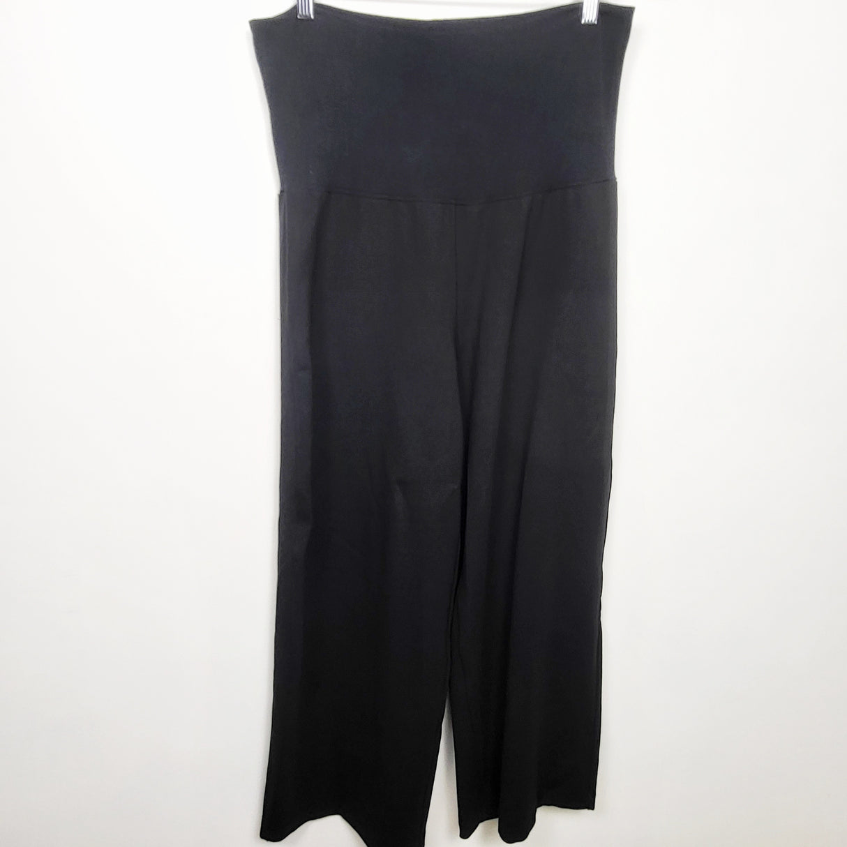Hazel and Jool black palazzo maternity pants. Size large